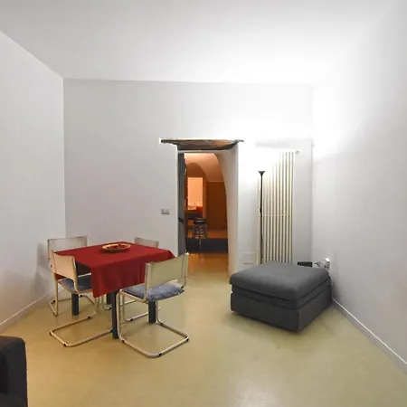 La Maison D'adele Apartman *